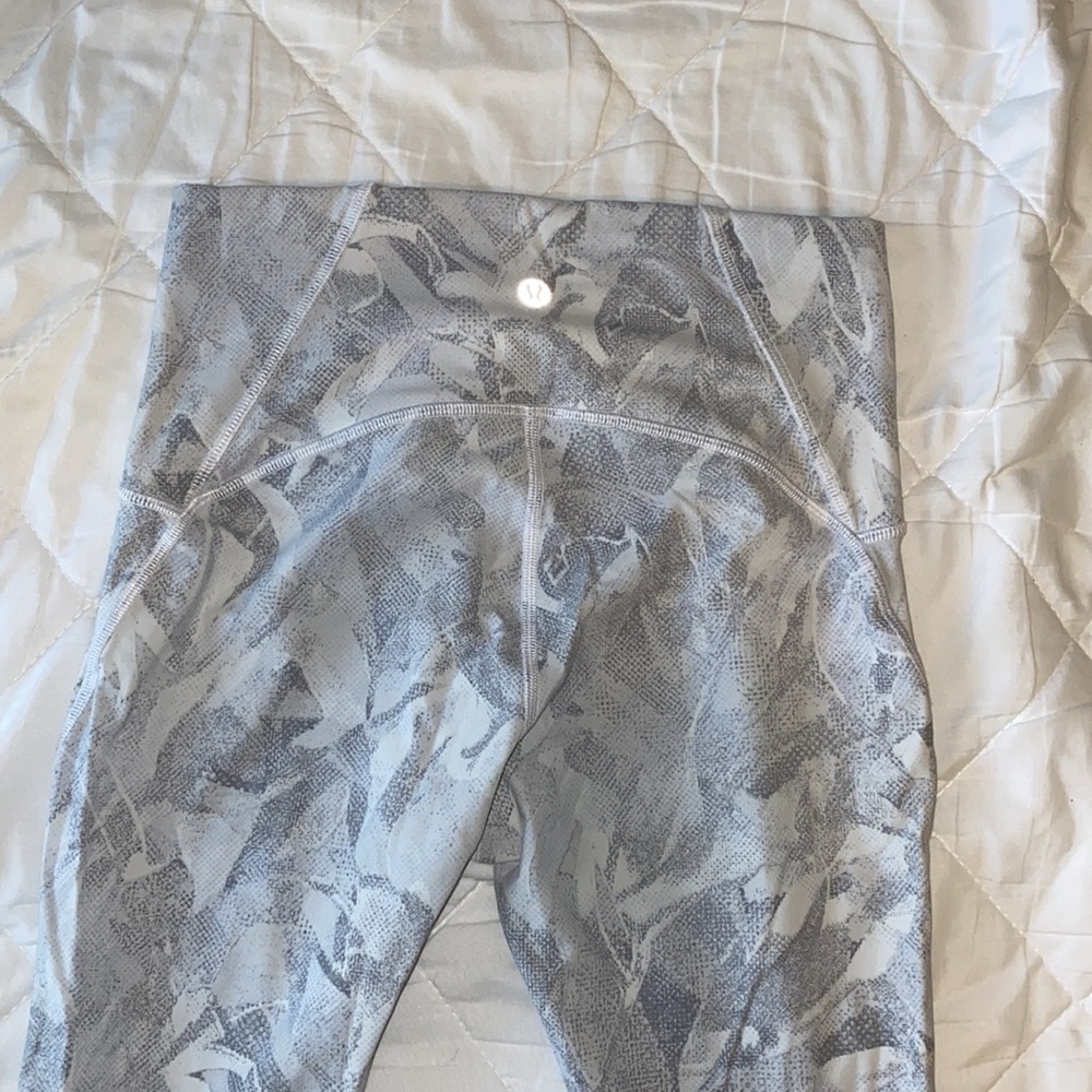 Lululemon Size 6 Leggings
